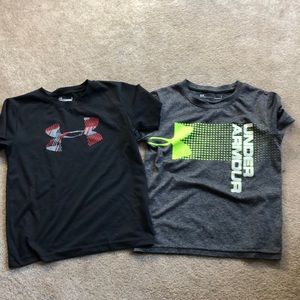 Boys size 6 under armour  tee